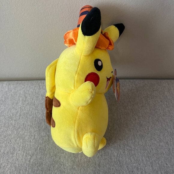 NWT Limited Edition Pokémon Halloween Pikachu Plush with Witch Hat 9" 2019 - Picture 4 of 11